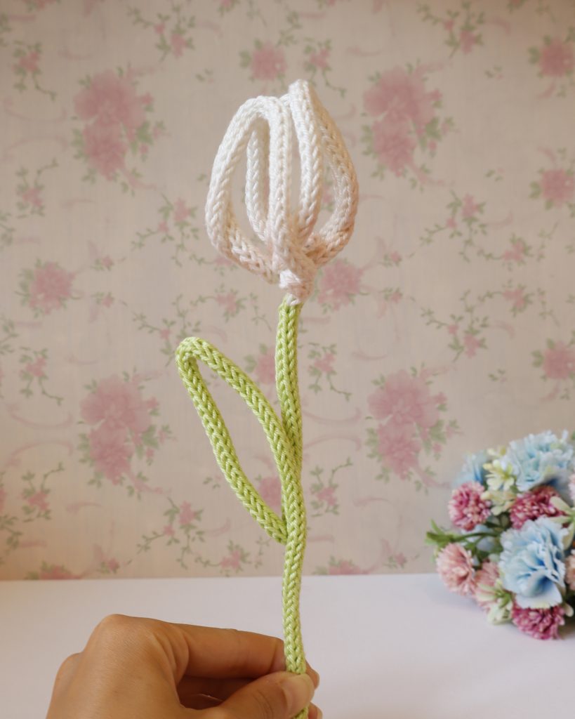 FiloForma&reg; Tulip 3D Shaping Frame &ndash; Shaping Frame for Three-Dimensional Flowers